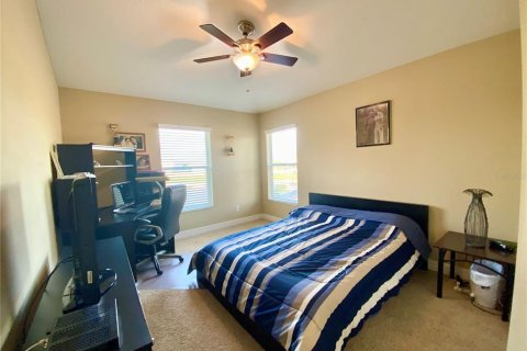 Casa en venta en Tampa, Florida, 5 dormitorios, 316.61 m2 № 2217071 - foto 24