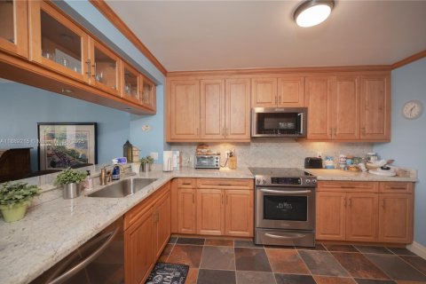 Condominio en venta en Miami, Florida, 2 dormitorios, 152.55 m2 № 1946641 - foto 5