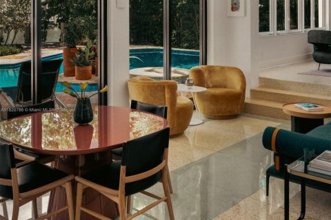 Купить виллу или дом в Майами-Бич, Флорида 3 спальни, 317.82м2, № 1981709 - фото 7