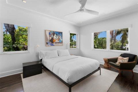 Купить виллу или дом в Майами-Бич, Флорида 3 спальни, 317.82м2, № 1981709 - фото 21