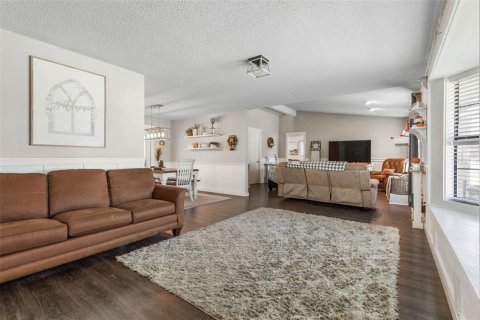Casa en venta en Palm Coast, Florida, 3 dormitorios, 184.88 m2 № 1902288 - foto 6