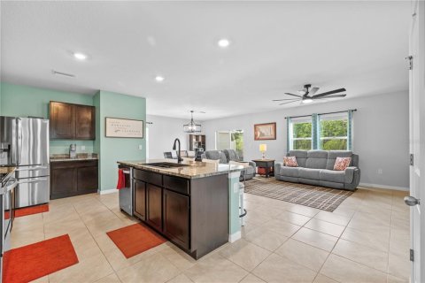 Casa en alquiler en Odessa, Florida, 4 dormitorios, 209.96 m2 № 1918369 - foto 3