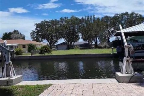 Villa ou maison à vendre à Crystal River, Floride: 2 chambres, 132.85 m2 № 1847953 - photo 16