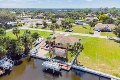 Villa ou maison à vendre à Crystal River, Floride: 2 chambres, 132.85 m2 № 1847953 - photo 3