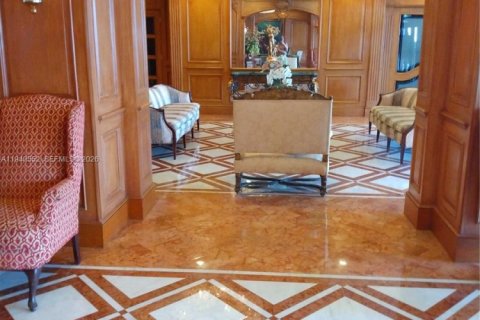 Condominio en venta en Coral Gables, Florida, 40.88 m2 № 1999874 - foto 3