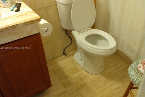 Condominio en venta en Coral Gables, Florida, 40.88 m2 № 1999874 - foto 8