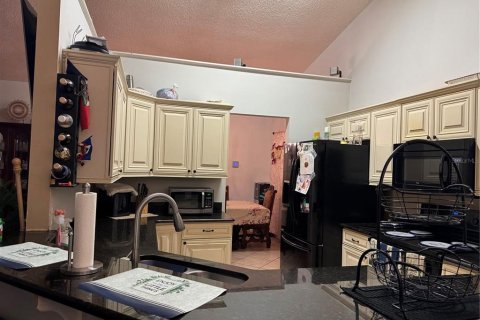 Casa en venta en Apopka, Florida, 3 dormitorios, 164.99 m2 № 1915531 - foto 18