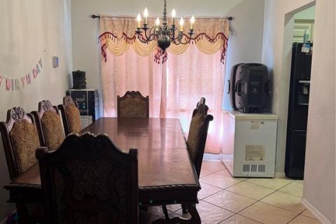 Casa en venta en Apopka, Florida, 3 dormitorios, 164.99 m2 № 1915531 - foto 8