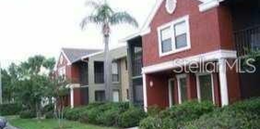 Condominio en Tampa, Florida, 1 dormitorio  № 1900420