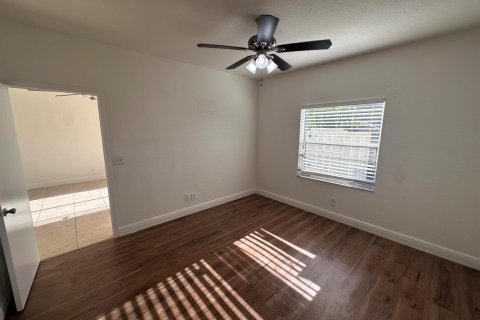 Copropriété à louer à Sunrise, Floride: 2 chambres, 82.31 m2 № 2293513 - photo 7