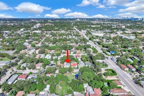 Villa ou maison à louer à Miami, Floride: 1 chambre, 159.33 m2 № 1989936 - photo 19