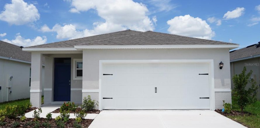 Villa ou maison à Umatilla, Floride 4 chambres, 154.68 m2 № 1905590