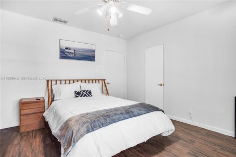 Купить виллу или дом в Форт-Лодердейл, Флорида 4 спальни, 242.01м2, № 1997909 - фото 25