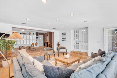 Купить виллу или дом в Форт-Лодердейл, Флорида 4 спальни, 242.01м2, № 1997909 - фото 8