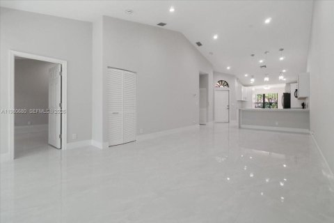 Casa en venta en Boca Raton, Florida, 2 dormitorios № 2047217 - foto 24