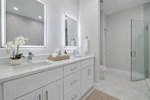 Casa en venta en Boca Raton, Florida, 2 dormitorios № 2047217 - foto 11