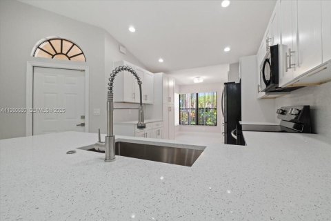 Casa en venta en Boca Raton, Florida, 2 dormitorios № 2047217 - foto 12