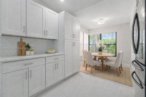 Casa en venta en Boca Raton, Florida, 2 dormitorios № 2047217 - foto 10