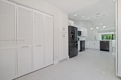 Casa en venta en Boca Raton, Florida, 2 dormitorios № 2047217 - foto 21