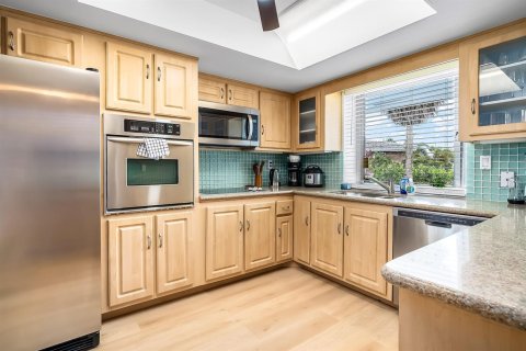 House in Deerfield Beach, Florida 3 bedrooms, 163.51 sq.m. № 2401269 - photo 20