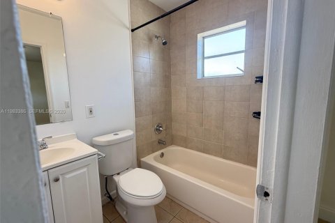 Copropriété à vendre à Miami, Floride: 1 chambre, 54.07 m2 № 2045519 - photo 6