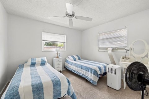 Copropriété à vendre à Largo, Floride: 2 chambres, 91.04 m2 № 2098689 - photo 23