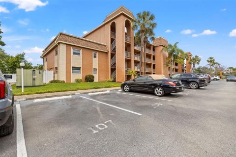 Copropriété à vendre à Largo, Floride: 2 chambres, 91.04 m2 № 2098689 - photo 3