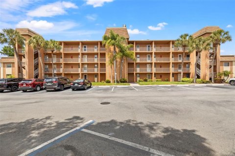 Copropriété à vendre à Largo, Floride: 2 chambres, 91.04 m2 № 2098689 - photo 2