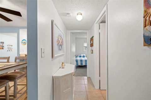 Copropriété à vendre à Largo, Floride: 2 chambres, 91.04 m2 № 2098689 - photo 20