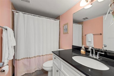 Copropriété à vendre à Largo, Floride: 2 chambres, 91.04 m2 № 2098689 - photo 25