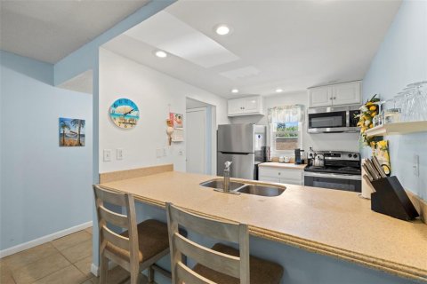 Copropriété à vendre à Largo, Floride: 2 chambres, 91.04 m2 № 2098689 - photo 19