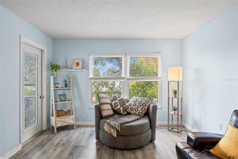 Copropriété à vendre à Largo, Floride: 2 chambres, 91.04 m2 № 2098689 - photo 9