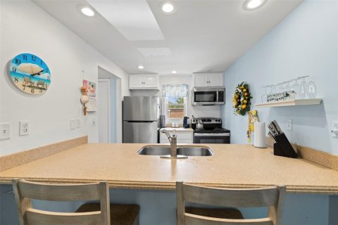 Copropriété à vendre à Largo, Floride: 2 chambres, 91.04 m2 № 2098689 - photo 15