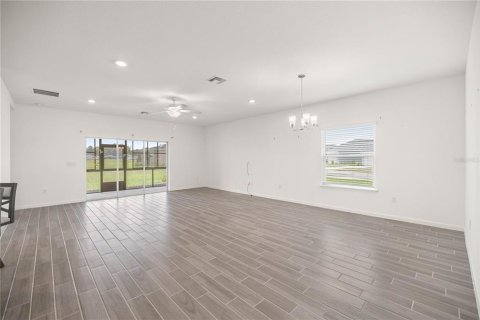 House in Ocala, Florida 3 bedrooms, 189.43 sq.m. № 1808146 - photo 14