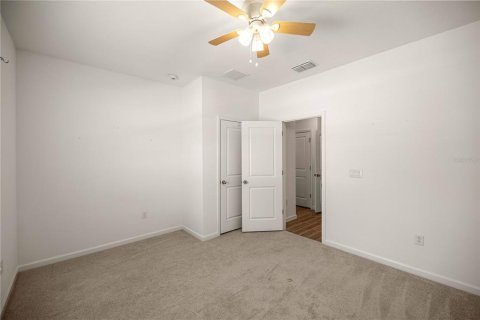 House in Ocala, Florida 3 bedrooms, 189.43 sq.m. № 1808146 - photo 22