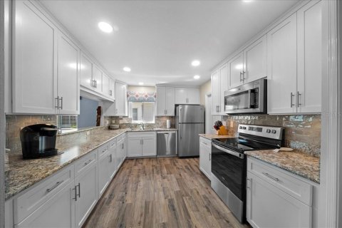 Casa en venta en Dunnellon, Florida, 2 dormitorios, 142.7 m2 № 2396694 - foto 4