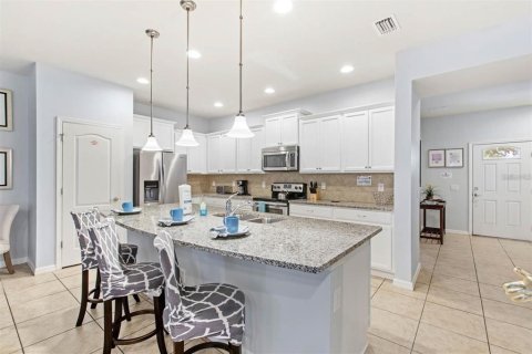 Adosado en venta en Kissimmee, Florida, 5 dormitorios, 210.24 m2 № 1886913 - foto 4