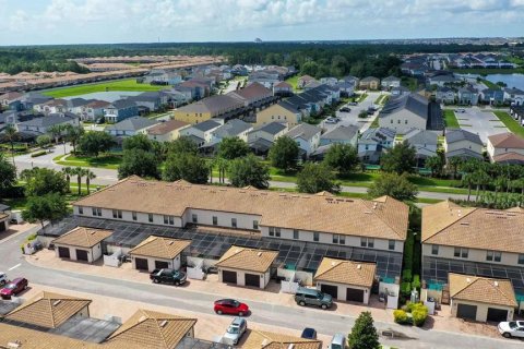 Adosado en venta en Kissimmee, Florida, 5 dormitorios, 210.24 m2 № 1886913 - foto 26