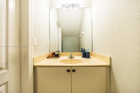 Купить таунхаус в Хайалиа, Флорида 3 спальни, 116.69м2, № 2044216 - фото 10