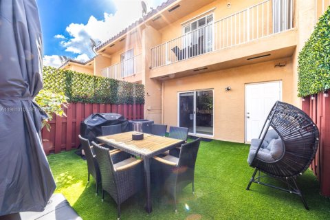 Купить таунхаус в Хайалиа, Флорида 3 спальни, 116.69м2, № 2044216 - фото 25