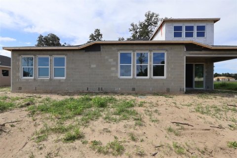 House in Apopka, Florida 5 bedrooms, 323.86 sq.m. № 2202503 - photo 14