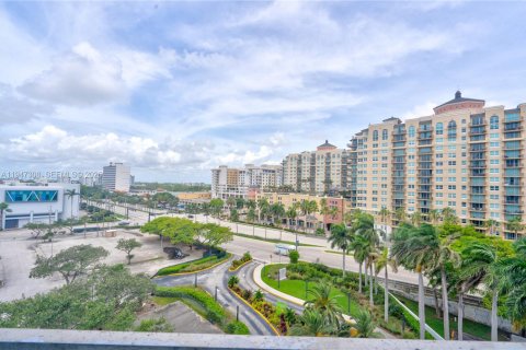 Condo in Fort Lauderdale, Florida, 1 bedroom  № 2003516 - photo 27