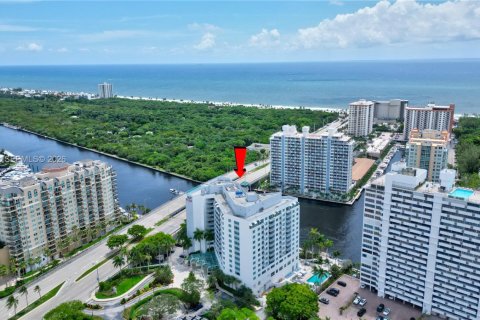 Condo in Fort Lauderdale, Florida, 1 bedroom  № 2003516 - photo 3