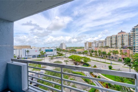 Condo in Fort Lauderdale, Florida, 1 bedroom  № 2003516 - photo 26