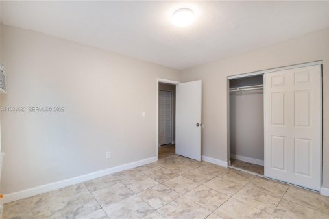 Снять в аренду квартиру в Хомстед, Флорида 2 спальни, № 1996343 - фото 10