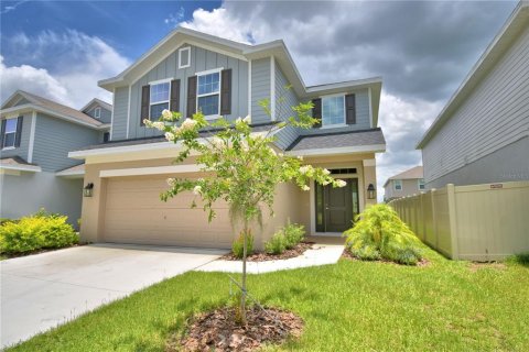 Casa en venta en Winter Haven, Florida, 4 dormitorios, 223.43 m2 № 1870335 - foto 3
