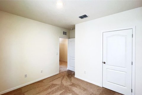 House in ASTONIA in Davenport, Florida 4 bedrooms, 171.5 sq.m. № 1851583 - photo 27