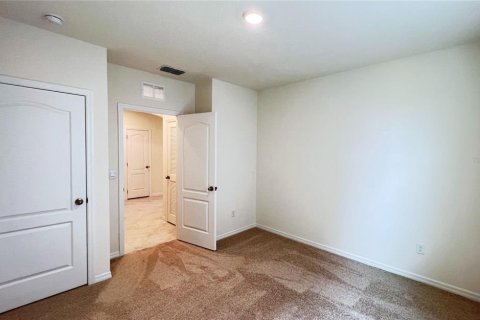 House in ASTONIA in Davenport, Florida 4 bedrooms, 171.5 sq.m. № 1851583 - photo 21