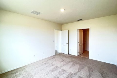 House in ASTONIA in Davenport, Florida 4 bedrooms, 171.5 sq.m. № 1851583 - photo 16