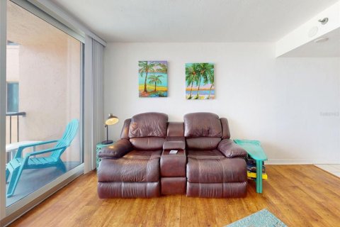 Condominio en venta en New Smyrna Beach, Florida, 1 dormitorio, 64.1 m2 № 1791699 - foto 20